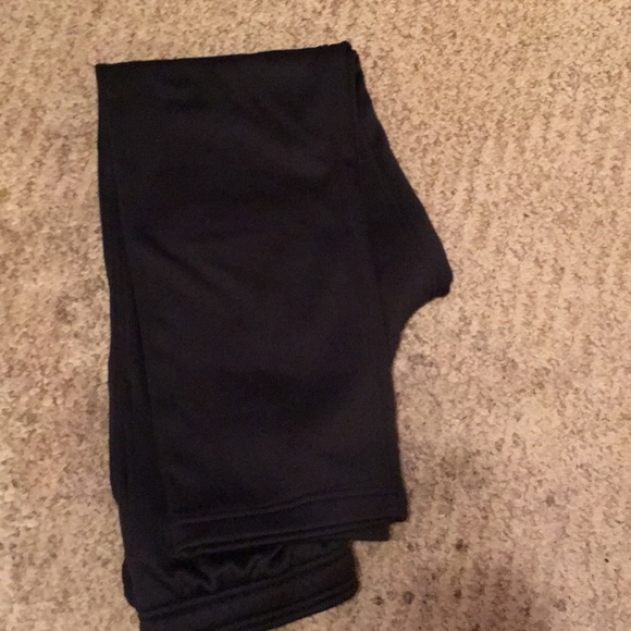 Under Armour Fleece Pants. - Picture 2 of 8
